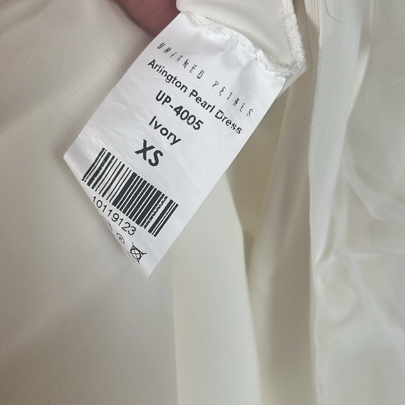 Untamed Petals by Amanda Judge - Arlington Pearl Mini Dress - XS - Picture 13 of 13